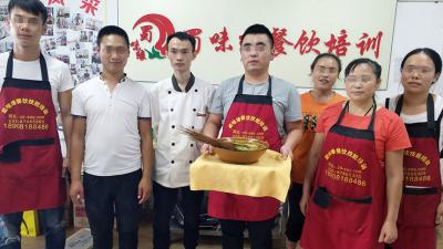 成都學(xué)缽缽雞培訓(xùn)哪家好？