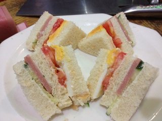 自制三明治，做法簡單的營養(yǎng)早餐，早上你想來一份嗎