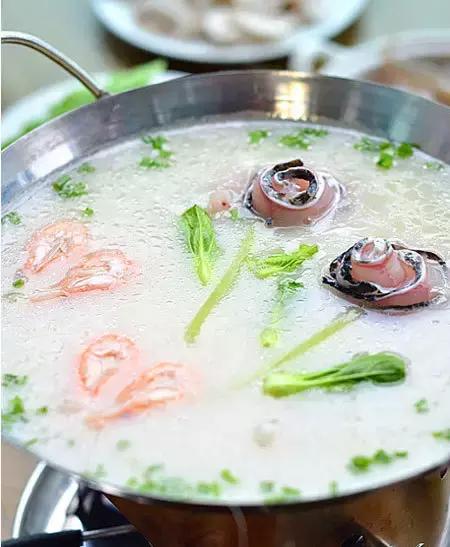 秋天到了，學(xué)學(xué)這5款火鍋湯底的做法吧！