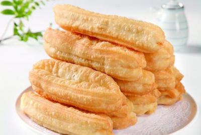 家常油條好吃有秘訣，配方，蓬松又酥脆，涼了也不硬
