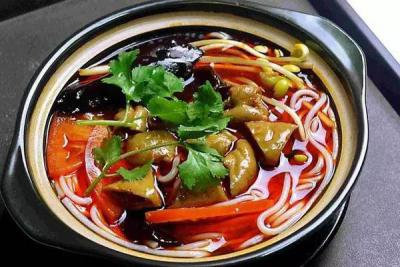成都新都特色砂鍋米線技術(shù)培訓(xùn)機(jī)構(gòu)哪里正宗？