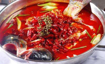 四川魚火鍋技術(shù)培訓(xùn)多少錢？炒制火鍋魚底料的做法