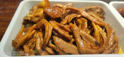 四川學(xué)鹵菜技術(shù)做法哪里好？鹵菜拌料的制作