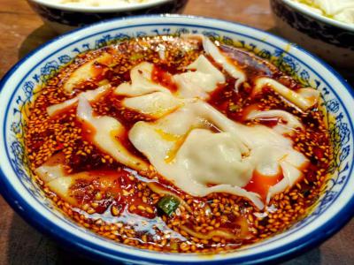 紅油干拌抄手技術(shù)培訓(xùn)機構(gòu)哪里好？成都餐飲培訓(xùn)學(xué)校