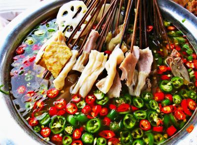 缽缽雞技術(shù)培訓(xùn)學(xué)校怎么選？餐飲小吃培訓(xùn)機構(gòu)