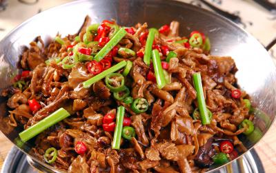 干鍋底料技術(shù)培訓(xùn)哪家好？特色干鍋培訓(xùn)機(jī)構(gòu)