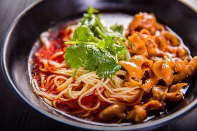 成都餐飲小吃培訓(xùn)班，肥腸面食技術(shù)培訓(xùn)哪里好？