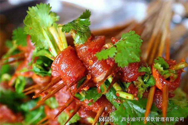 串串香培訓學校哪個好？成都哪里可以學串串香技術？
