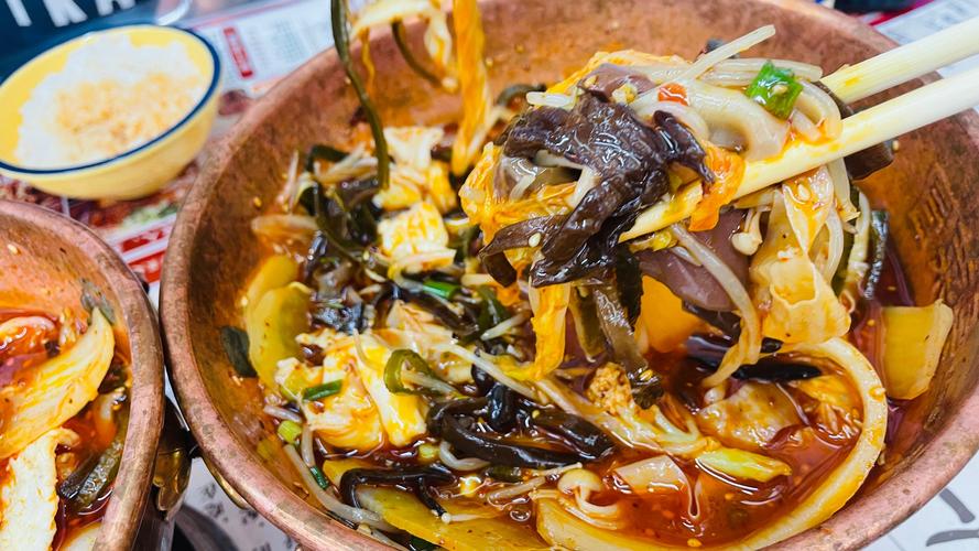 重慶火鍋冒菜培訓(xùn)學(xué)校哪家好？重慶冒菜培訓(xùn)中心