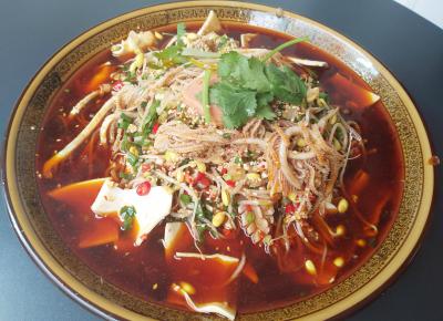 重慶哪里可以學(xué)冒菜技術(shù)？飄味緣冒菜技術(shù)培訓(xùn)全面教學(xué)